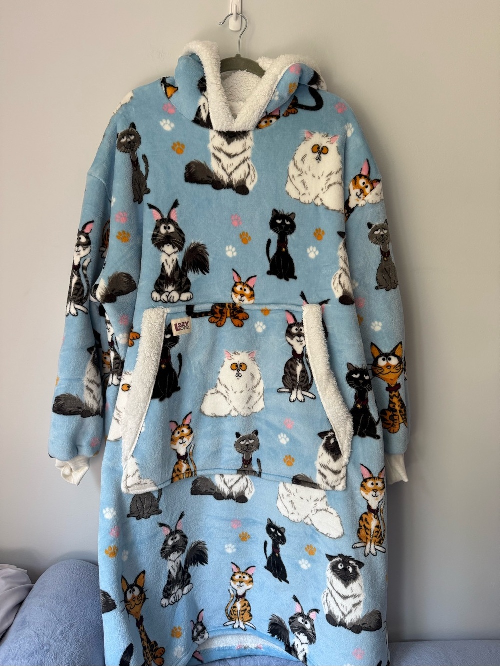Cattitude Blanket Hoodie – Oversized Wearable Blanket